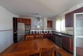 Detached villa with pool in Pino Grande: 4 bedrooms, plot and family life near Seville Detached villa with pool in Pino Grande: 4 bedrooms, plot and family life near Seville