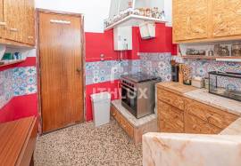 Very central 1 bedroom apartment next to the gates of Benfica Very central 1 bedroom apartment next to the gates of Benfica