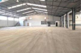 Banking Industrial Warehouse with 12056 m2 consisting of 2 floors located in the Industrial Zone of Torres Novas Banking Industrial Warehouse with 12056 m2 consisting of 2 floors located in the Industrial Zone of Torres Novas