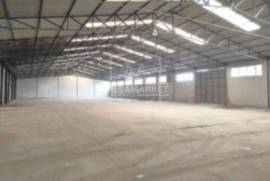 Banking Industrial Warehouse with 12056 m2 consisting of 2 floors located in the Industrial Zone of Torres Novas Banking Industrial Warehouse with 12056 m2 consisting of 2 floors located in the Industrial Zone of Torres Novas