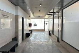 Stall store with 148m² that functioned as a Cinema inserted in the Millenium Shopping Center in Abrantes Stall store with 148m² that functioned as a Cinema inserted in the Millenium Shopping Center in Abrantes