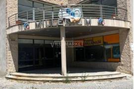 66 m² stall store located in the Millenium Shopping Center in Abrantes 66 m² stall store located in the Millenium Shopping Center in Abrantes