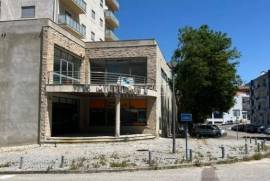 66 m² stall store located in the Millenium Shopping Center in Abrantes 66 m² stall store located in the Millenium Shopping Center in Abrantes