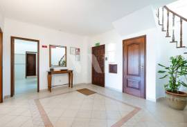 4 Bedroom Villa with Pool, Garden and Large Basement - Assumadinha, Quarteira