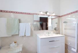 4 Bedroom Villa with Pool, Garden and Large Basement - Assumadinha, Quarteira