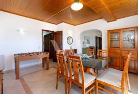 4 Bedroom Villa with Pool, Garden and Large Basement - Assumadinha, Quarteira