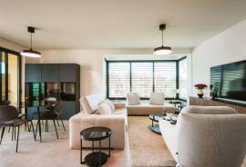 Annual 2-Bedroom Apartment for Rent in Vilamoura with Swimming Pool, Garage, and Private Condominium