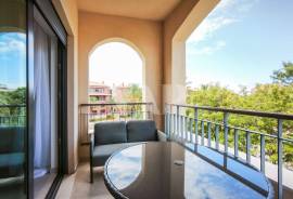 Annual 2-Bedroom Apartment for Rent in Vilamoura with Swimming Pool, Garage, and Private Condominium