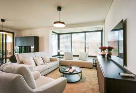 Annual 2-Bedroom Apartment for Rent in Vilamoura with Swimming Pool, Garage, and Private Condominium
