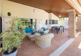 4 bedroom villa for annual rent in Vilamoura with GOLF view 4 bedroom villa for annual rent in Vilamoura with GOLF view