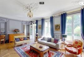 Exquisite 19th-Century Luxury 7 Bed Mansion for Sale in Esbly Disneyland Area Of France Exquisite 19th-Century Luxury 7 Bed Mansion for Sale in Esbly Disneyland Area Of France