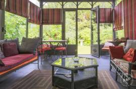Exquisite 19th-Century Luxury 7 Bed Mansion for Sale in Esbly Disneyland Area Of France Exquisite 19th-Century Luxury 7 Bed Mansion for Sale in Esbly Disneyland Area Of France