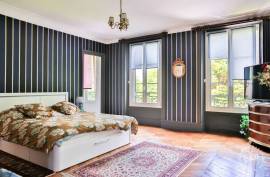 Exquisite 19th-Century Luxury 7 Bed Mansion for Sale in Esbly Disneyland Area Of France Exquisite 19th-Century Luxury 7 Bed Mansion for Sale in Esbly Disneyland Area Of France