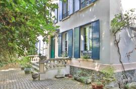Exquisite 19th-Century Luxury 7 Bed Mansion for Sale in Esbly Disneyland Area Of France Exquisite 19th-Century Luxury 7 Bed Mansion for Sale in Esbly Disneyland Area Of France
