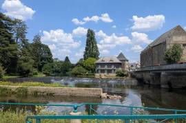 Flats / Apartments for sale - 5 rooms - 112 m2 - MALESTROIT - (56140) Flats / Apartments for sale - 5 rooms - 112 m2 - MALESTROIT - (56140)