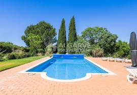 Detached T3 Country Villa with Pool and Countryside Views near Loulé Detached T3 Country Villa with Pool and Countryside Views near Loulé