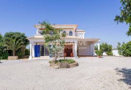 Detached T3 Country Villa with Pool and Countryside Views near Loulé Detached T3 Country Villa with Pool and Countryside Views near Loulé
