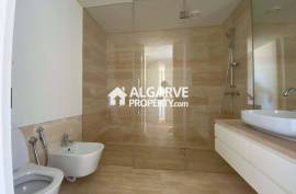 Luxury 2 Bed apartment close to the MARINA and the BEACH with GOLF views in Vilamoura Luxury 2 Bed apartment close to the MARINA and the BEACH with GOLF views in Vilamoura