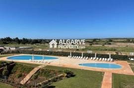 Luxury 2 Bed apartment close to the MARINA and the BEACH with GOLF views in Vilamoura Luxury 2 Bed apartment close to the MARINA and the BEACH with GOLF views in Vilamoura
