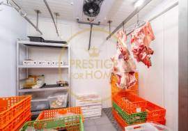 BUTCHER RENOVATED IN 2023 - RUA DE SÃO LUIS - FARO - TRESPASSE BUTCHER RENOVATED IN 2023 - RUA DE SÃO LUIS - FARO - TRESPASSE