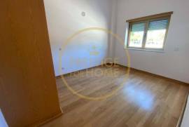 2 Bedroom Apartment with Balcony – Vale de Rãs 2 Bedroom Apartment with Balcony – Vale de Rãs