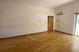 2 Bedroom Apartment with Balcony – Vale de Rãs 2 Bedroom Apartment with Balcony – Vale de Rãs