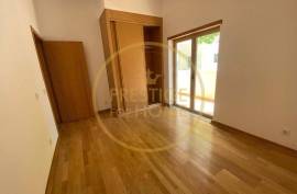 2 Bedroom Apartment with Balcony – Vale de Rãs 2 Bedroom Apartment with Balcony – Vale de Rãs