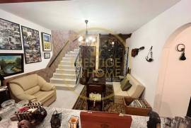 House 4 Bedrooms +2 House 4 Bedrooms +2