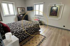 House 4 Bedrooms +2 House 4 Bedrooms +2