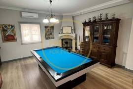 House 4 Bedrooms +2 House 4 Bedrooms +2