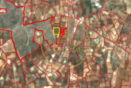 Rustic land with 3,600 square meters, located in the Agostos area, in Santa Bárbara de Nexe Rustic land with 3,600 square meters, located in the Agostos area, in Santa Bárbara de Nexe