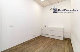 Commercial space in Quarteira, Loulé