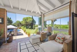 Carvoeiro – 4-bedroom charming villa very private with pool and mature gardens on a big plot Carvoeiro – 4-bedroom charming villa very private with pool and mature gardens on a big plot