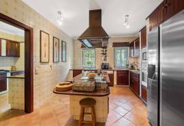 Carvoeiro - Magnificent 4-Bedroom villa breathtaking sea views and indoor and outdoor pools