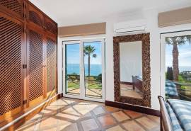 Carvoeiro - Magnificent 4-Bedroom villa breathtaking sea views and indoor and outdoor pools