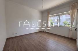 T3 - 700 METERS FROM FALÉSIA BEACH