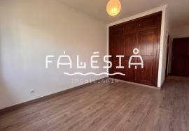 T3 - 700 METERS FROM FALÉSIA BEACH
