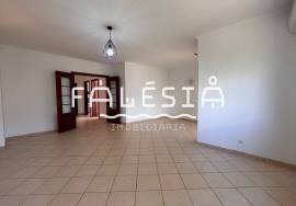 T3 - 700 METERS FROM FALÉSIA BEACH