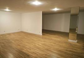 400m2 premises for sale and rent in Domingo Beltrán 400m2 premises for sale and rent in Domingo Beltrán