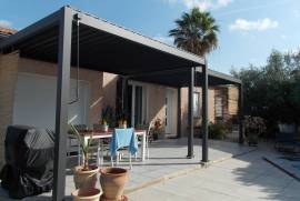 Single Storey Villa Offering 122 M2 Living Space With 4 Bedrooms On An Enclosed Plot Of 600 M2 With Terraces, Pool And Views Single Storey Villa Offering 122 M2 Living Space With 4 Bedrooms On An Enclosed Plot Of 600 M2 With Terraces, Pool And Views