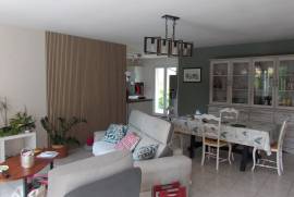 Single Storey Villa Offering 122 M2 Living Space With 4 Bedrooms On An Enclosed Plot Of 600 M2 With Terraces, Pool And Views Single Storey Villa Offering 122 M2 Living Space With 4 Bedrooms On An Enclosed Plot Of 600 M2 With Terraces, Pool And Views