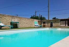 Charming Detached Villa Offering 146 M2 Of Living Space, 4 Bedrooms, 3 Bathrooms, On A 690 M2 Plot With Heated Swimming Pool. Charming Detached Villa Offering 146 M2 Of Living Space, 4 Bedrooms, 3 Bathrooms, On A 690 M2 Plot With Heated Swimming Pool.
