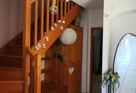 Charming Detached Villa Offering 146 M2 Of Living Space, 4 Bedrooms, 3 Bathrooms, On A 690 M2 Plot With Heated Swimming Pool. Charming Detached Villa Offering 146 M2 Of Living Space, 4 Bedrooms, 3 Bathrooms, On A 690 M2 Plot With Heated Swimming Pool.