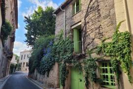 A Large Stone House With 145 M2 Of Living Space In The Heart Of The Historic Centre, Featuring A Beautiful Courtyard And Tree-Lined Garden Of Almost 200 M2. A Large Stone House With 145 M2 Of Living Space In The Heart Of The Historic Centre, Featuring A Beautiful Courtyard And Tree-Lined Garden Of Almost 200 M2.
