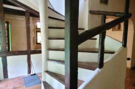 A Large Stone House With 145 M2 Of Living Space In The Heart Of The Historic Centre, Featuring A Beautiful Courtyard And Tree-Lined Garden Of Almost 200 M2. A Large Stone House With 145 M2 Of Living Space In The Heart Of The Historic Centre, Featuring A Beautiful Courtyard And Tree-Lined Garden Of Almost 200 M2.