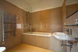 Detached house for rent in Riga, 205.00m2 Detached house for rent in Riga, 205.00m2