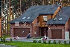 Detached house for rent in Riga, 205.00m2 Detached house for rent in Riga, 205.00m2