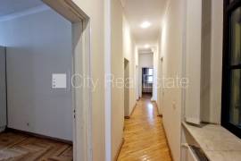 Apartment for rent in Riga, 193.40m2 Apartment for rent in Riga, 193.40m2
