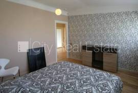 Apartment for rent in Riga, 165.00m2 Apartment for rent in Riga, 165.00m2