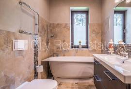 Detached house for rent in Jurmala, 720.00m2 Detached house for rent in Jurmala, 720.00m2